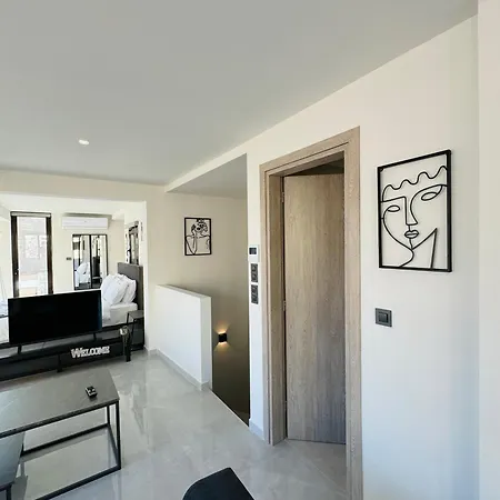 Crystal View Rooftop Near Akropolis By Kozy Koala أثينا